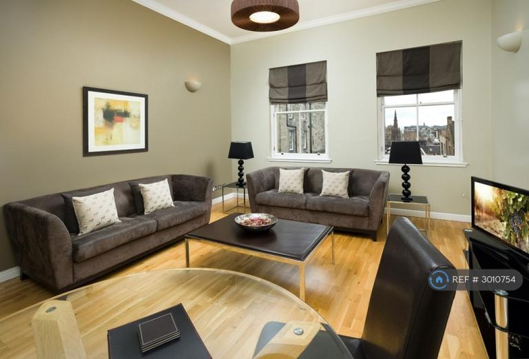 2 bedroom flat in Advocates Close, Edinburgh, EH1 (2 bed) (#3010754)
