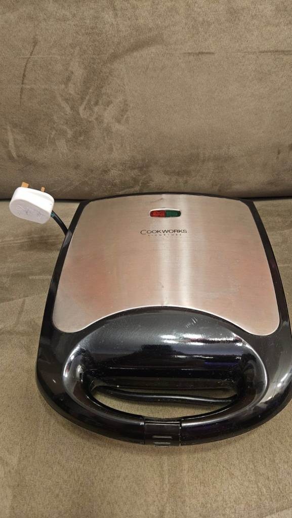 Cookworks Signature 4-Slice Sandwich Toaster SW-59M – 1100W