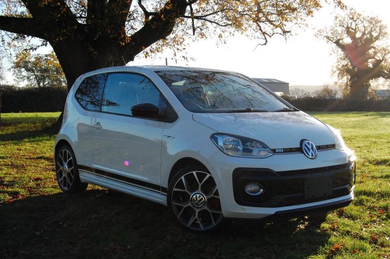 VOLKSWAGEN UP UP GTI 2018 Petrol Manual in White