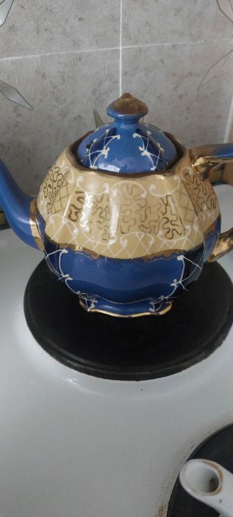 Decorative Blue & Gold Ceramic Teapot – Good Condition