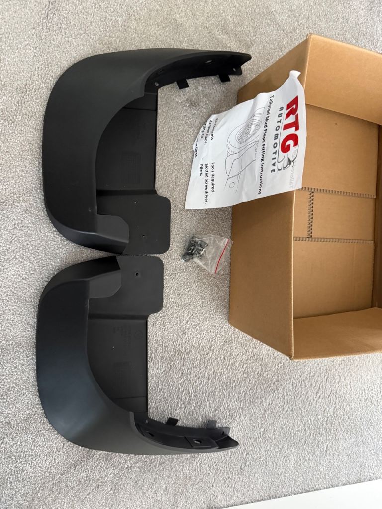 Range Rover sport mud flaps 