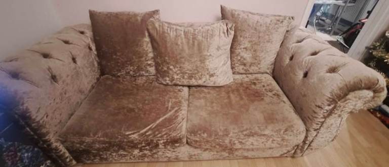 Crushed velvet sofa and swivel chair comes with crushed velvet ottomen storgae box 