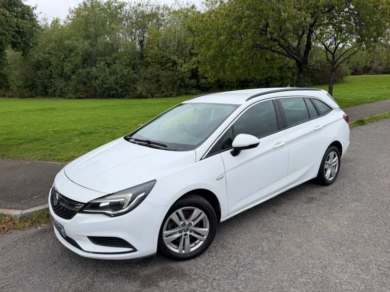 2019 69 VAUXHALL ASTRA 1.6 CDTI 136 DESIGN SPORTS TOURER WHITE ESTATE EX POLICE