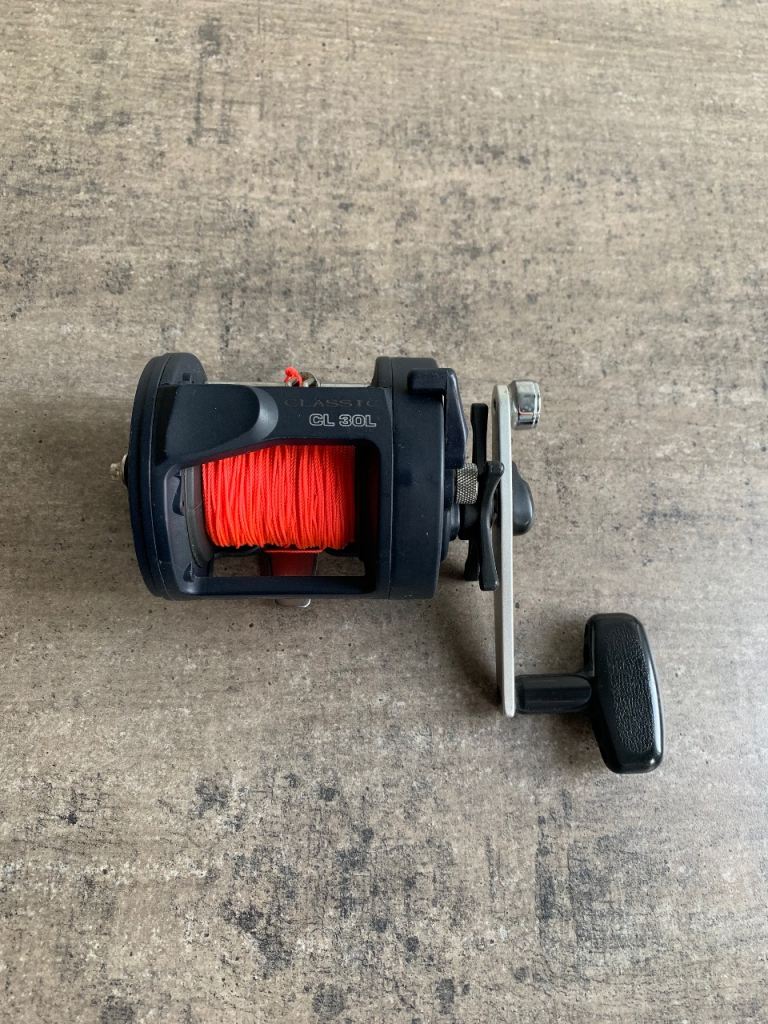 Okuma Classic CL30L multiplier fishing reel level wind boat sea rocks conger