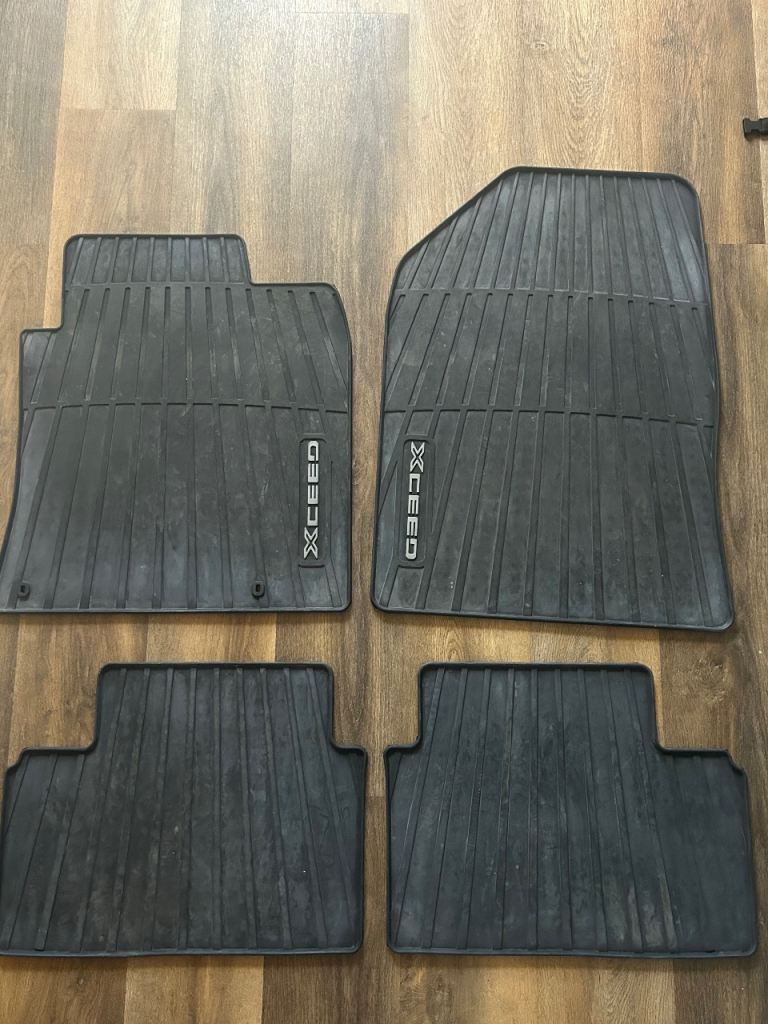 Kia Xceed all weather car mats