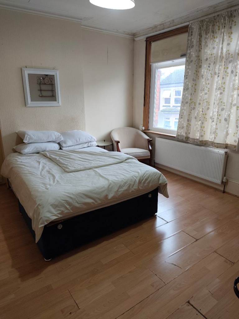 DOUBLE ROOM TO LET IN WATFORD £630 pcm all inclusive 