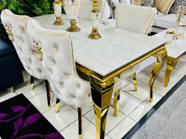 Luxury gold marble table and 4x Chairs 