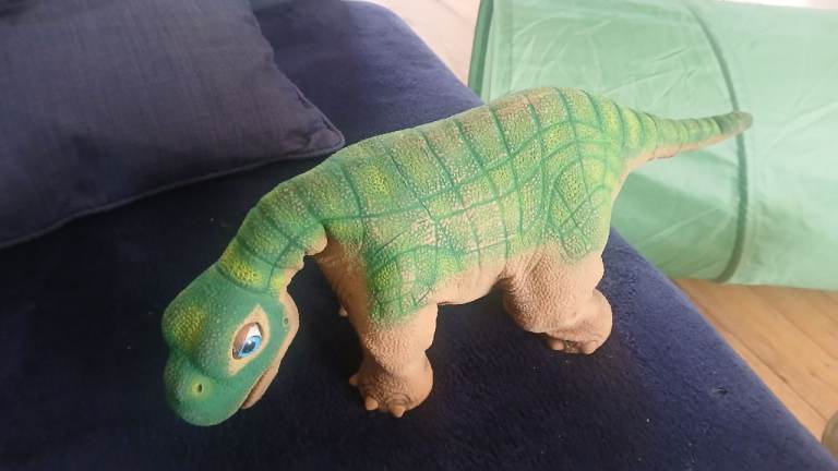 Pleo dinosaur 