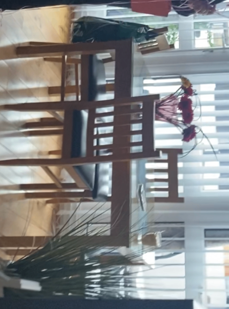 Dinning table+4 chairs