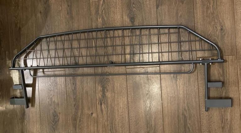 Nissan Qashqai dog guard (without glass roof)- Travall TDG 1450 -from 2016 model