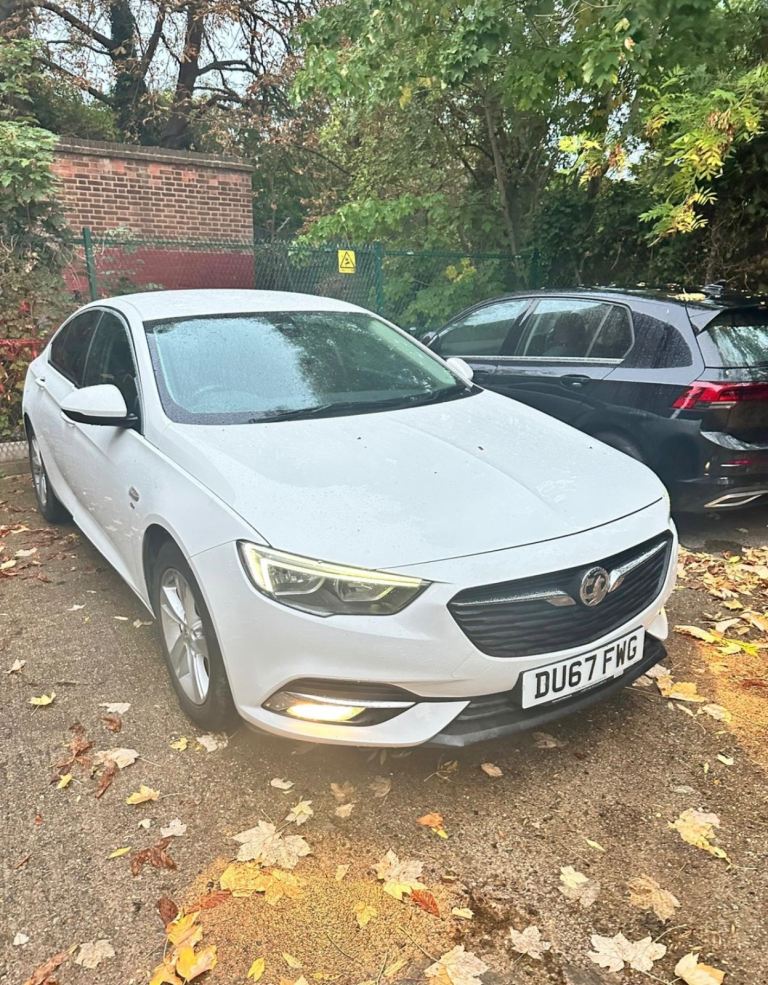 Vauxhall, INSIGNIA, Hatchback, 2017, Other, 1598 (cc), 5 doors