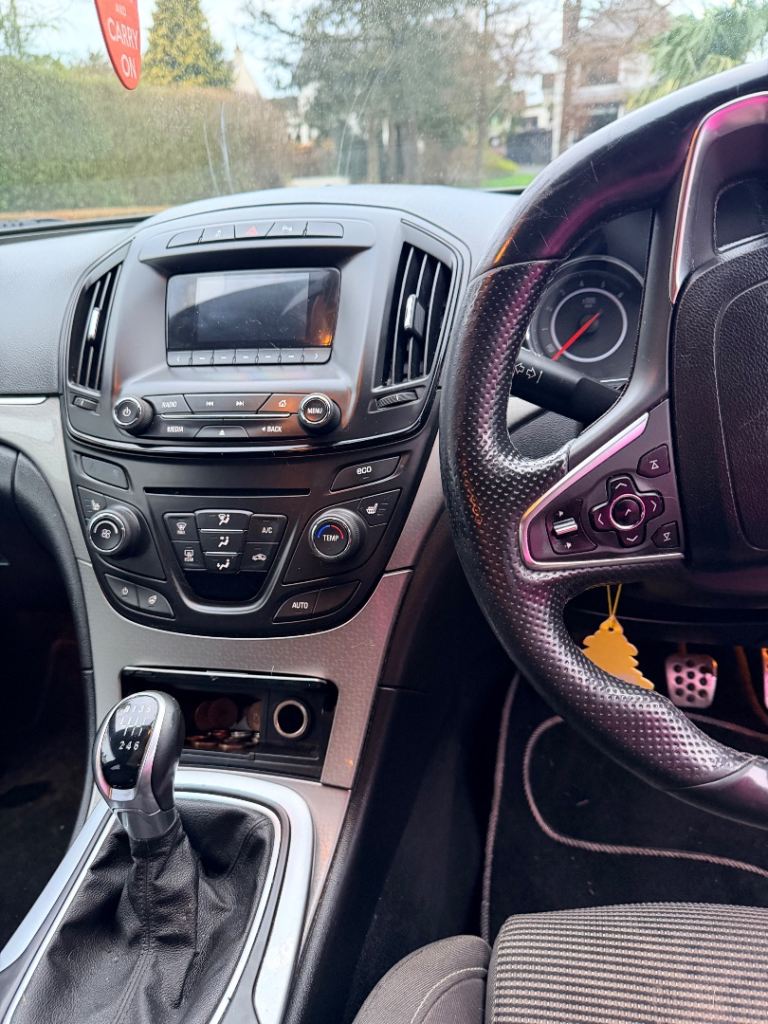 Vauxhall, INSIGNIA, Hatchback, 2014, Manual, 1956 (cc), 5 doors