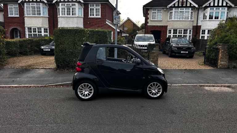 RARE SMART CAR CABRIO WITH RARE POWER STEERING 
