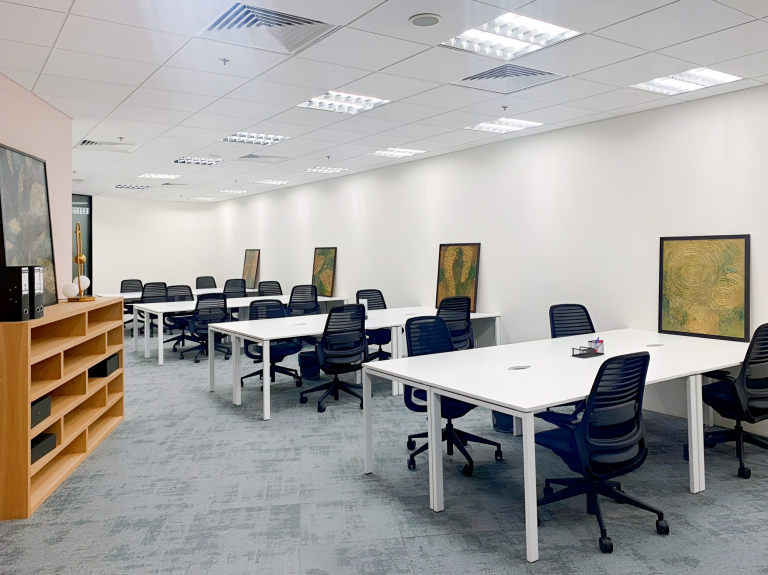 Large Office Space in DARTFORD DA15FS - Flexible Layout for Up to 20