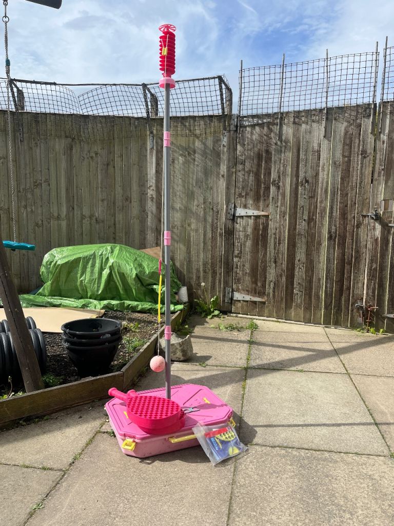Swing ball set 