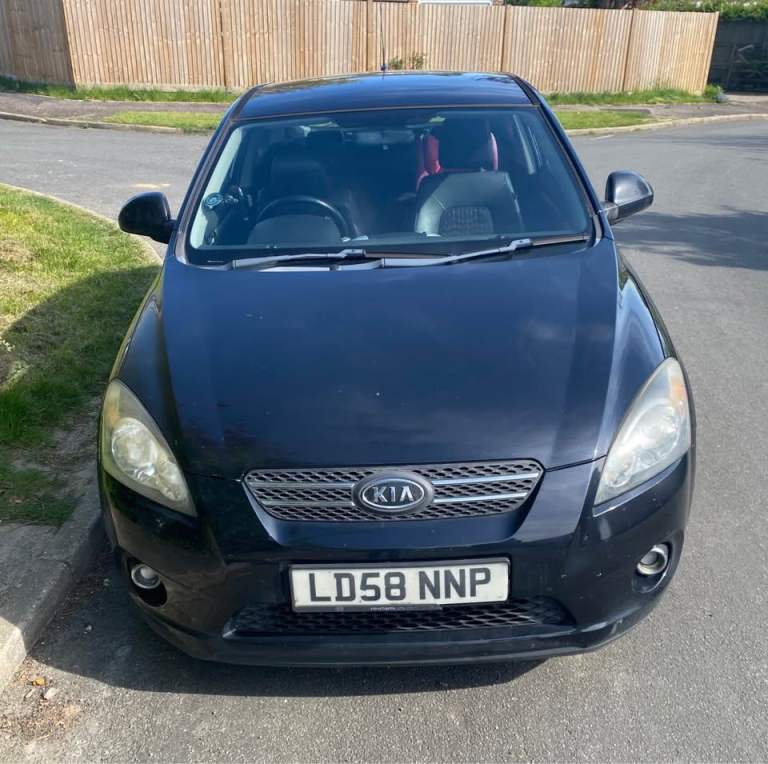 Kia Pro Ceed 1.6 CRDi ‘3’ (12 Month MOT)