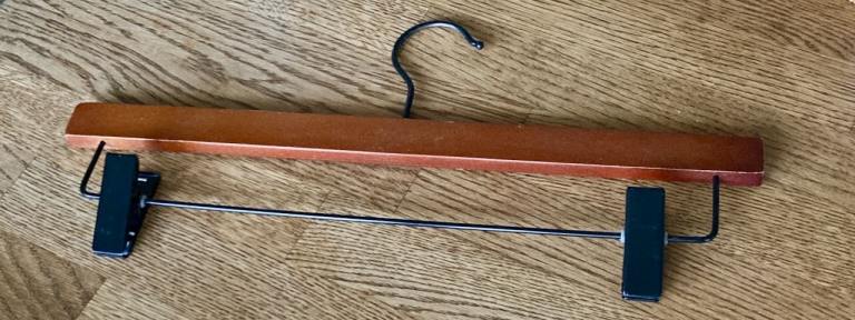 Hangers - Trouser - Skirt - Shorts - with Clips - Pack of 5