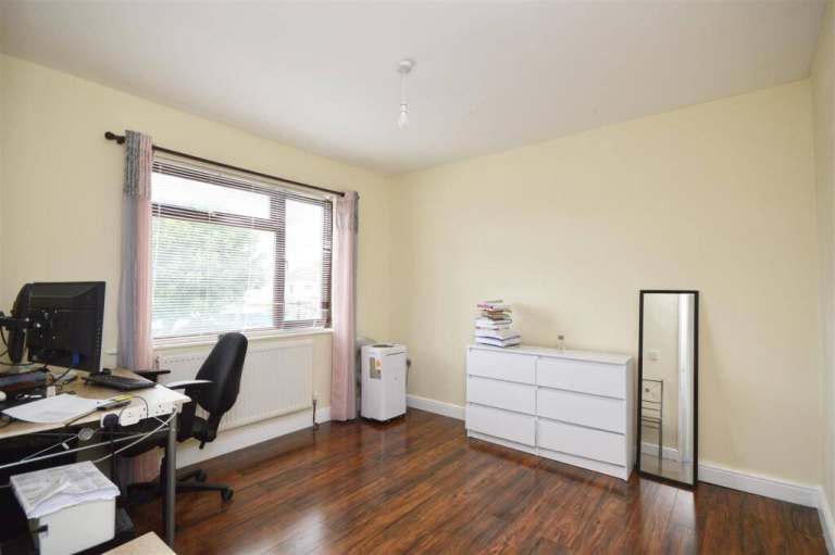 2×Room in a shared property