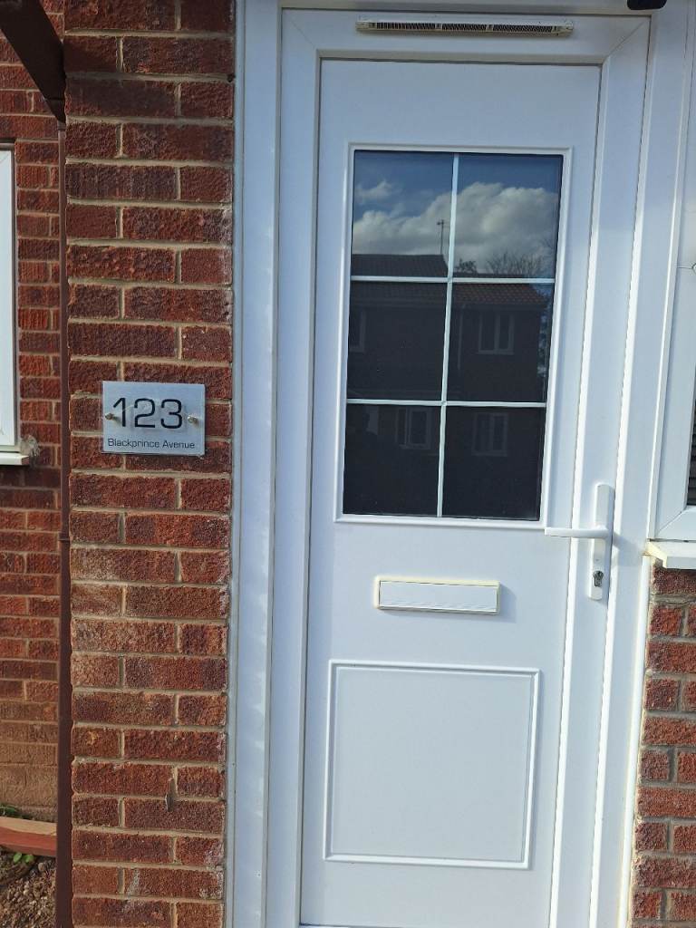 SINGLE ROOM TO LET IN CHEYLESMORE 