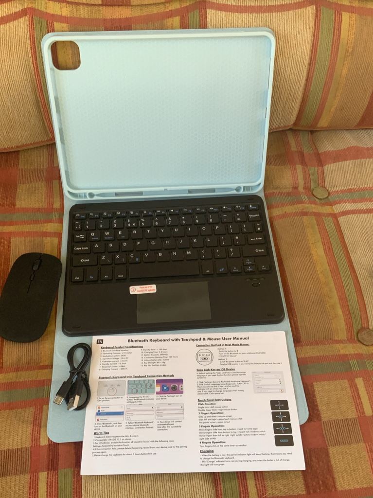This fits i pad air 11 inch 4th and 5th gen 