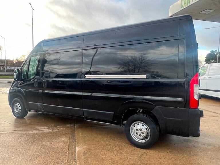 2022 Peugeot Boxer 2.2 BlueHDi 335 Professional Panel Van 5dr Diesel Manual L3 H2 Euro 6 (s/s) Pa...