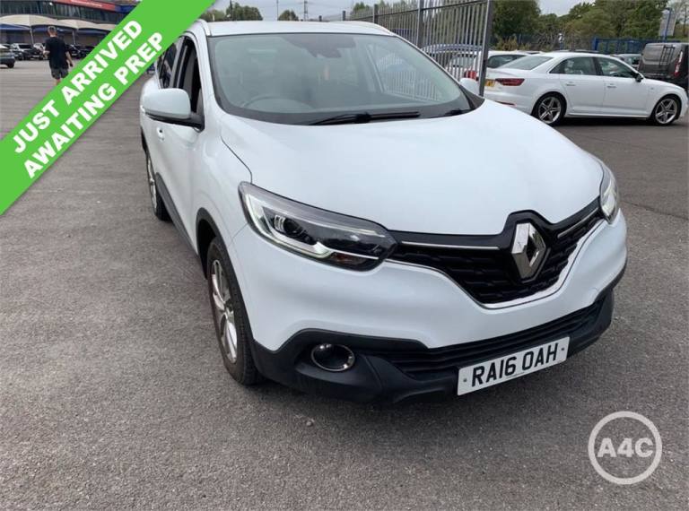 2016 Renault Kadjar 1.5 dCi Dynamique Nav SUV 5dr Diesel Manual Euro 6 (s/s) (110 ps) HATCHBACK D...