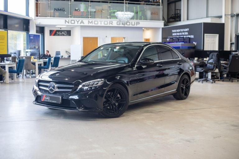  Mercedes-Benz C Class 2.0 C220d Sport Saloon 4dr Diesel G-Tronic+ Euro 6 (s/s) (194 ps) **Heated...