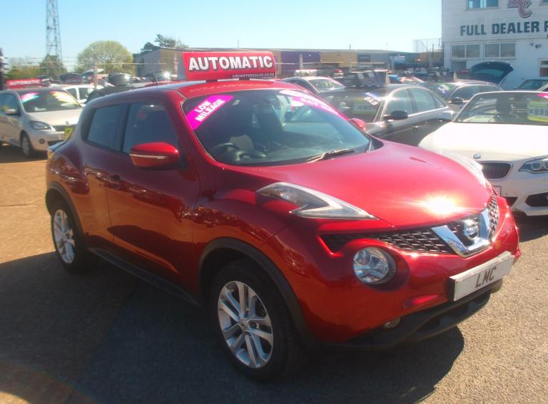2014 Nissan Juke Automatic 1.6 Acenta Premium SUV 5dr Petrol XTRON Petrol