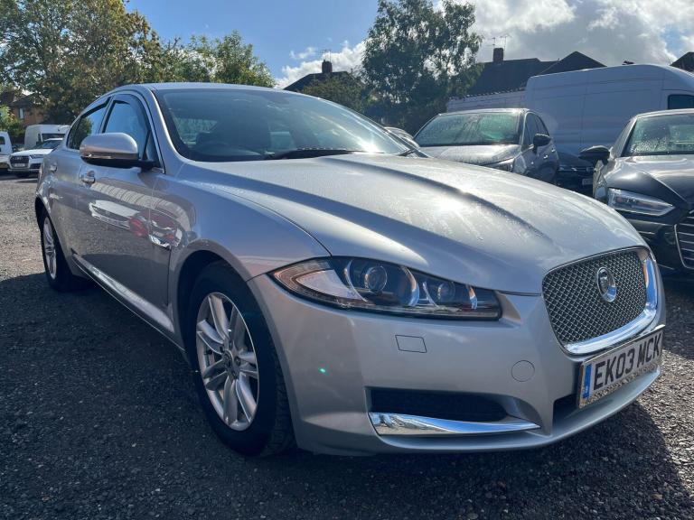 2013 Jaguar XF 2.2d [200] Luxury 4dr Auto SALOON DIESEL Automatic