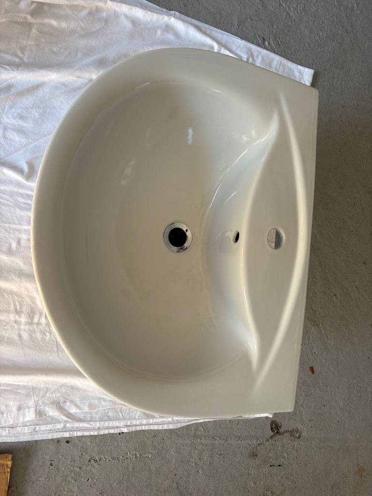 White Basin Ceramic Sink