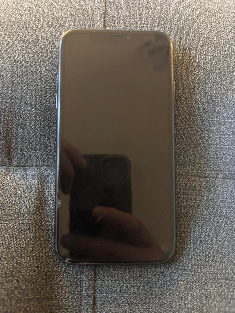 iPhone XR , 64gb , unlocked 