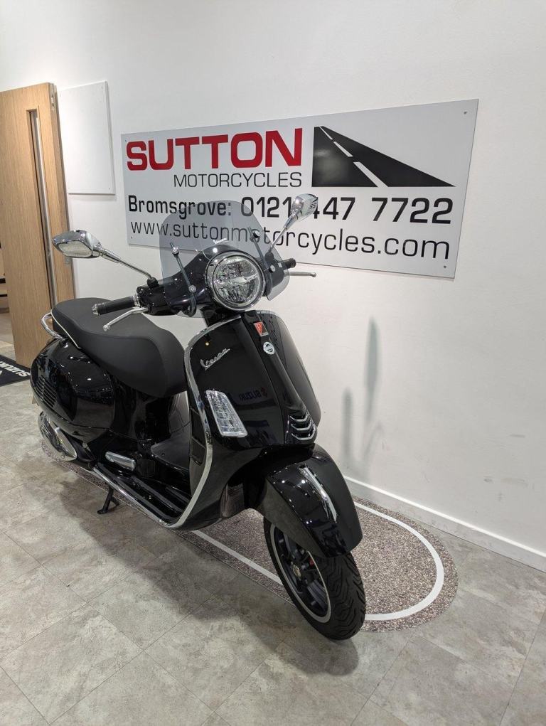 PIAGGIO VESPA GTS SUPER 310