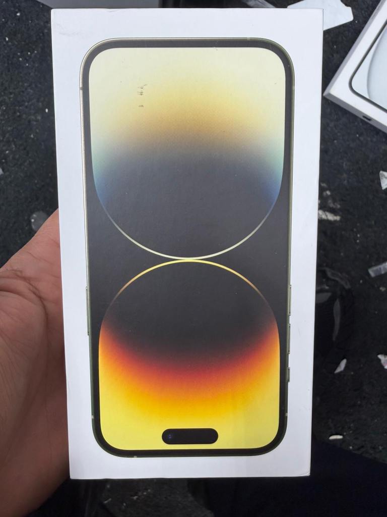 iPhone 14 Pro LIKE NEW BOXED