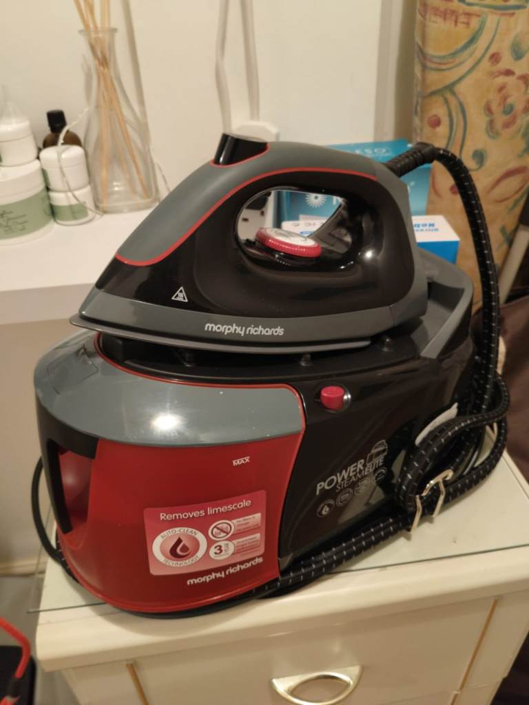Morphy Richards Power Steam Elite