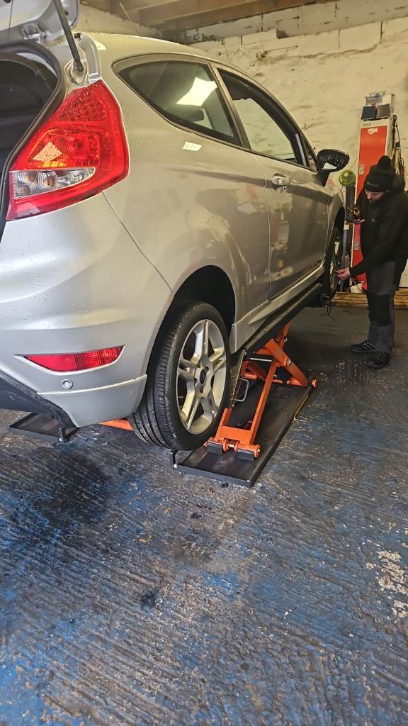 4x ford fiesta mk7 zetec s alloys