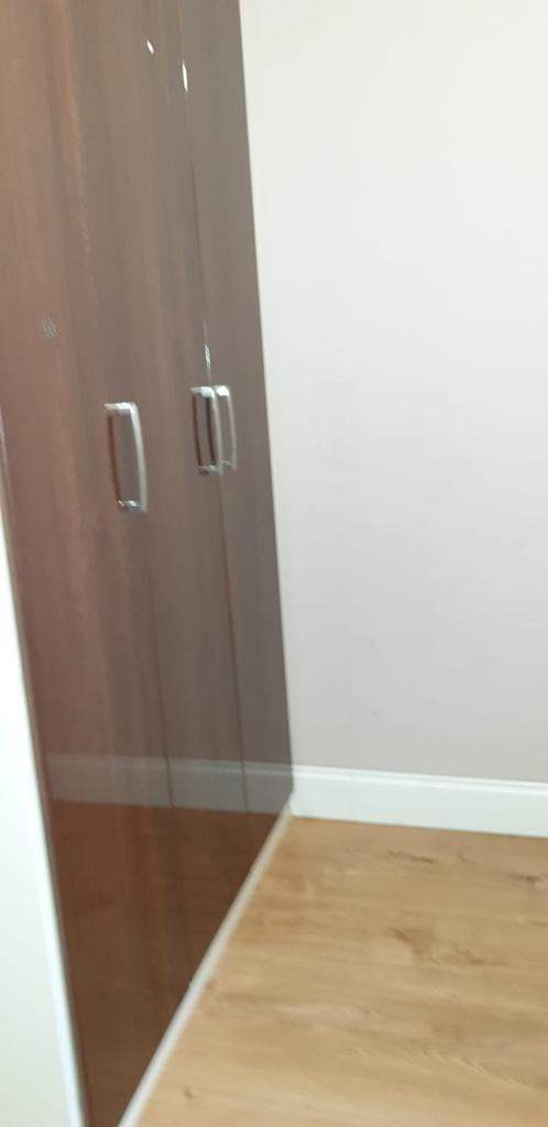 Large box room for rent.