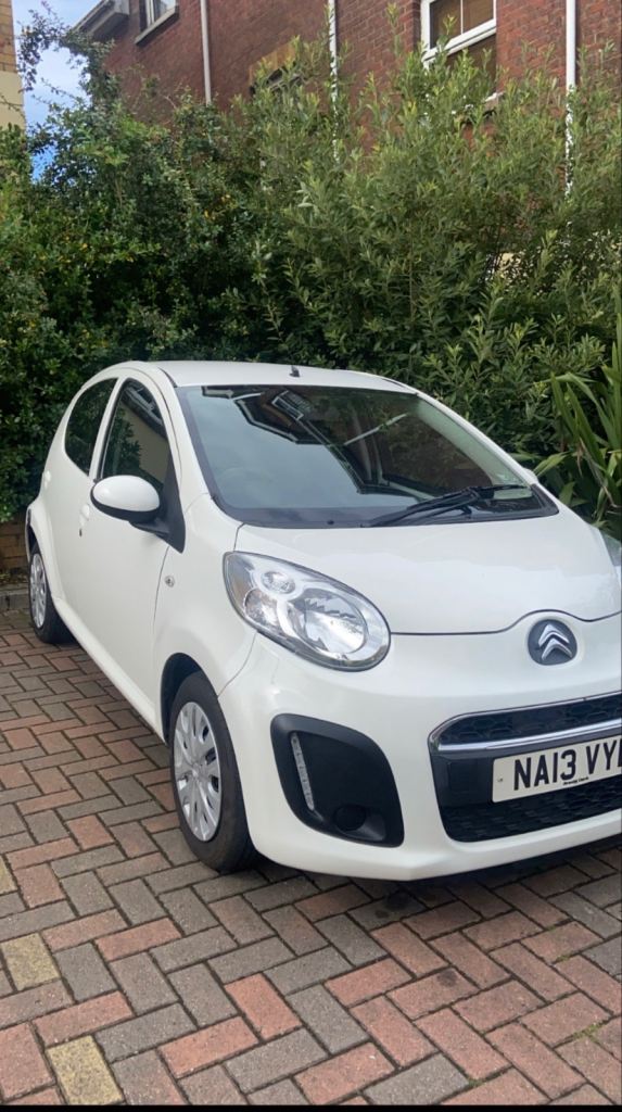Citroen, C1, Hatchback, 2013, Manual, 998 (cc), 5 doors