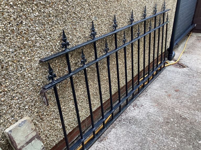 Fleur du lys wrought iron garden railing