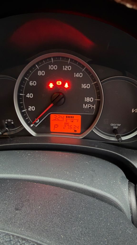 Toyota, 2013, 990 (cc)