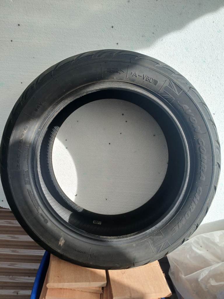 Triumph rocket gt3  tyres