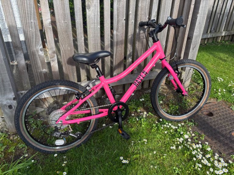 Pinnacle Kids Bike Pink 20-inch Wheels – Good Condition