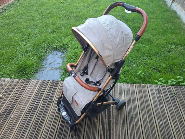 Lejoux Go (Foldable Travel Pram)