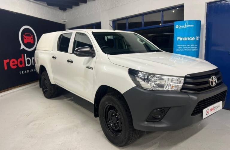 2019 Toyota Hilux Active D/Cab Pick Up 2.4 D-4D PICK UP DIESEL Manual