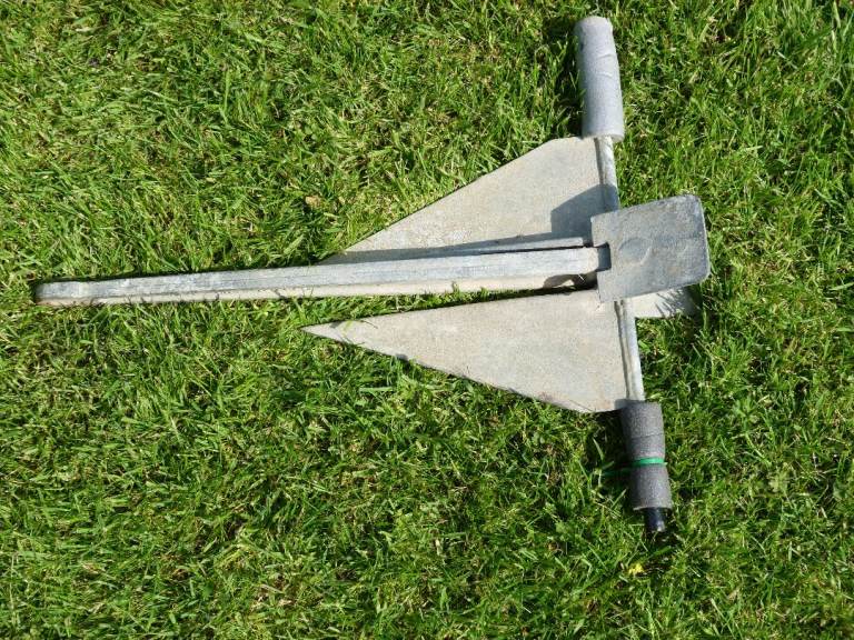Anchor galvanised 8 kgs (17.6 lbs)