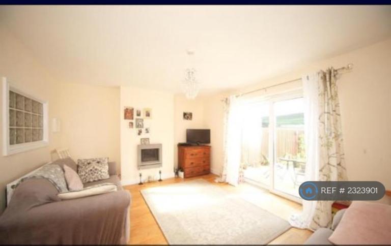 3 bedroom house in Farm View, Taunton, TA2 (3 bed) (#2323901)