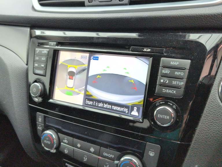 2017 Nissan Qashqai 1.2 DIG-T N-Connecta SUV 5dr Petrol XTRON Euro 6 (s/s) (115 ps) HILL START HA...