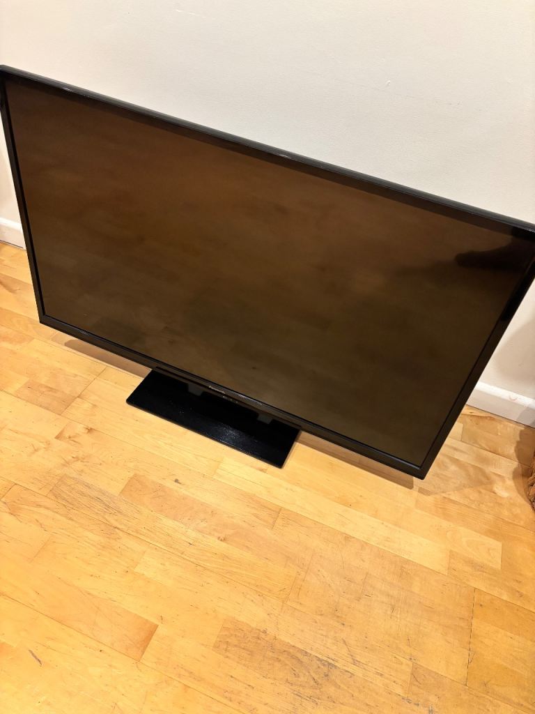 Panasonic 42” Full HD Digital LED TV