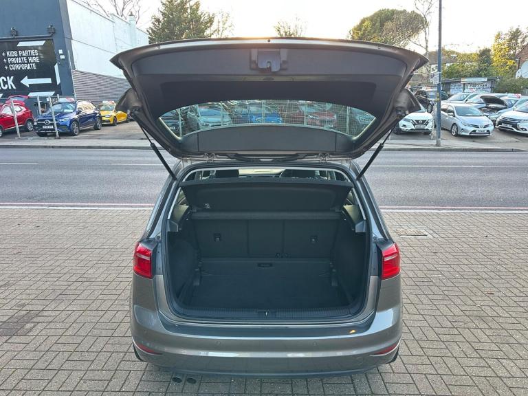 2015 Volkswagen Golf SV 1.4 TSI SE 5dr DSG MPV PETROL Automatic