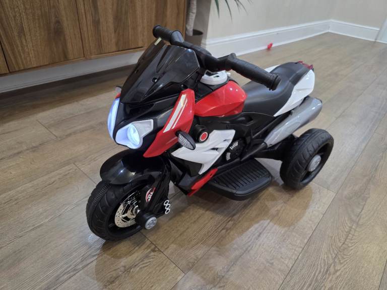 HOMCOM Kids Electric Motorcycle Ride On Toy, 6V Battery, Music, Horn, Lights