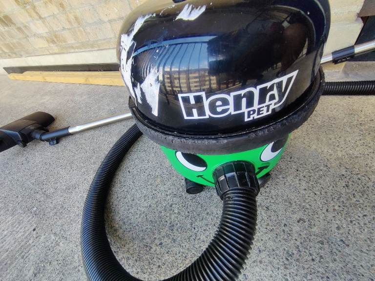 Numatic Henry Pet Vacuum Cleaner - Motor Working, Needs New Hose